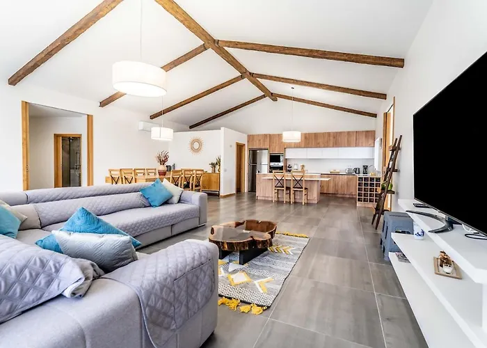 Housa - Lombos, Luxurious Countryside Вилла