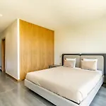 Housa - Lombos, Luxurious Countryside 别墅 拉戈阿