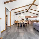 Housa - Lombos, Luxurious Countryside *