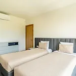 Housa - Lombos, Luxurious Countryside *