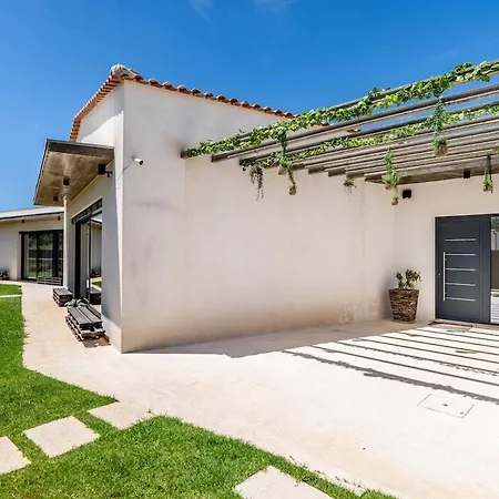 Housa - Lombos, Luxurious Countryside *
