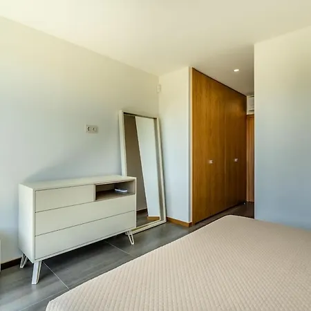 Housa - Lombos, Luxurious Countryside