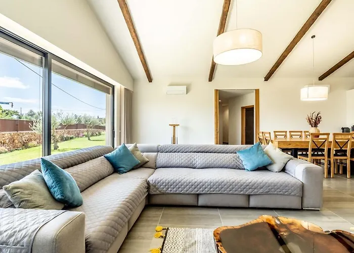 Housa - Lombos, Luxurious Countryside