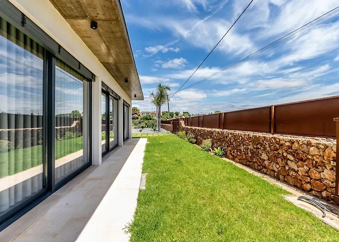 Housa - Lombos, Luxurious Countryside וילה