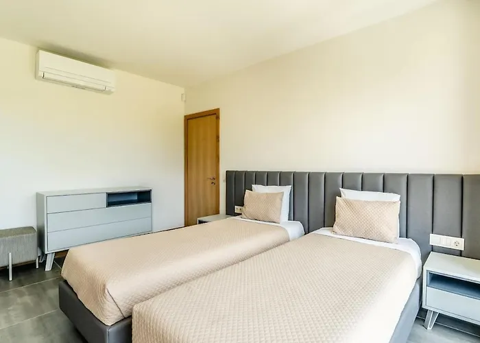 Housa - Lombos, Luxurious Countryside *