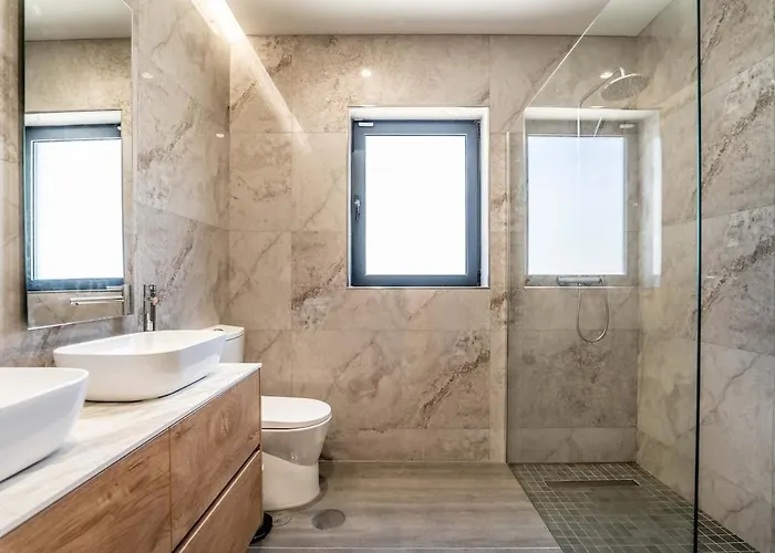 Housa - Lombos, Luxurious Countryside וילה *